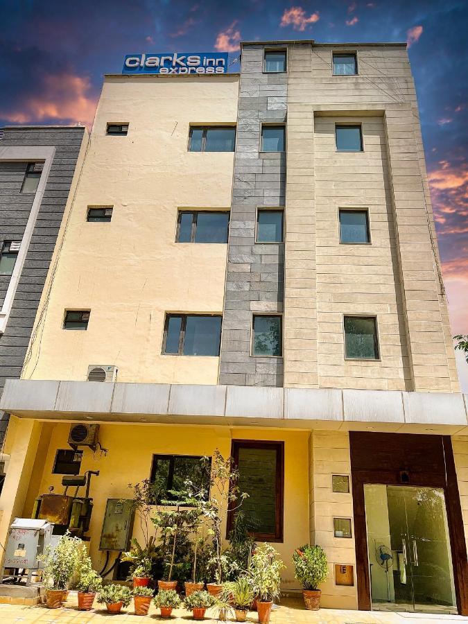 Hotel The Orion Express Džajpur Exteriér fotografie